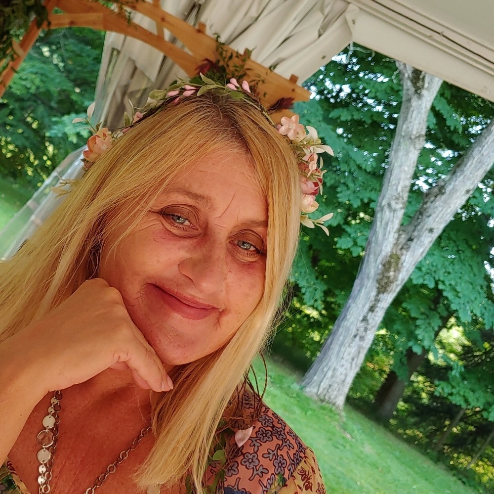 Meet your Posher, Debra